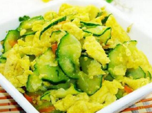 黄瓜炒鸡蛋 黄瓜炒鸡蛋