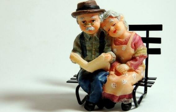 百岁老人每月可领取500元补贴费 百岁老人每月可领取500元补贴费