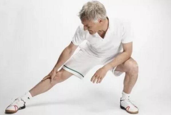 天冷中老年人关节炎高发 天冷中老年人关节炎高发