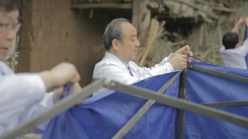 杜爱华医生加入“风湿村”救助团,改善每位风湿患者的病情! 杜爱华医生加入“风湿村”救助团,改善每位风湿患者的病情!