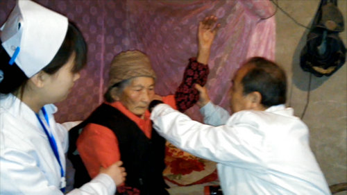 杜爱华医生加入“风湿村”救助团,改善每位风湿患者的病情! 杜爱华医生加入“风湿村”救助团,改善每位风湿患者的病情!