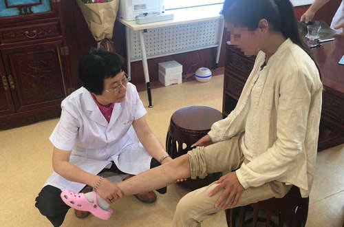 郑州痛风风湿病医院风湿关节病“冬病夏治”公益救治计划暨院长|主任|三甲专家抗复发会诊行动第一期圆满结束 郑州痛风风湿病医院风湿关节病“冬病夏治”公益救治计划暨院长|主任|三甲专家抗复发会诊行动第一期圆满结束