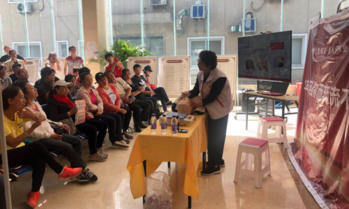 我院开展红十字会“生命,因你而奔流不息”心脏复苏急救主题培训讲座 我院开展红十字会“生命,因你而奔流不息”心脏复苏急救主题培训讲座